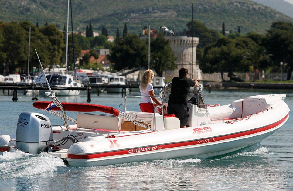 Split/Trogir – Milna - Bol - boat tour