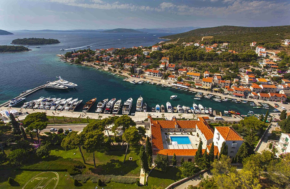 Split/Trogir – Šolta - Drvenik - boat tour