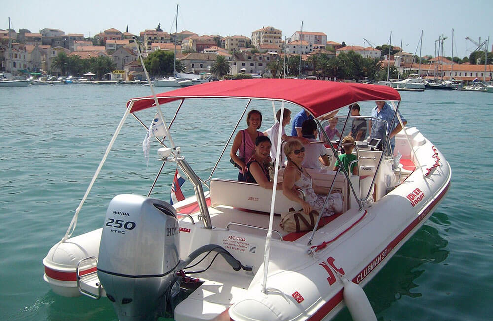Split/Trogir – Komiža - Vis - boat tour